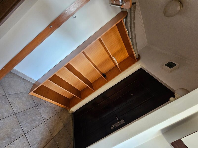 Titan, Aleea Fizicienilor, 5 minute metrou, bloc din 1982