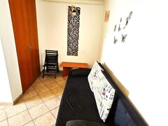 Titan, Aleea Fizicienilor, 5 minute metrou, bloc din 1982